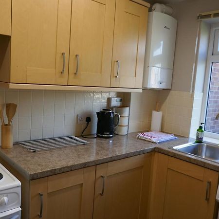 2 Bedroom House Walking Distance To City Centre With Free Parking York Extérieur photo