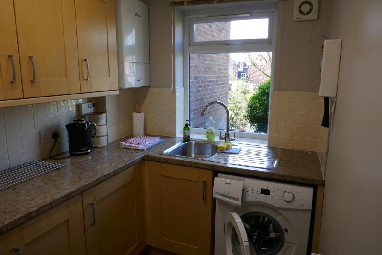 2 Bedroom House Walking Distance To City Centre With Free Parking York Extérieur photo