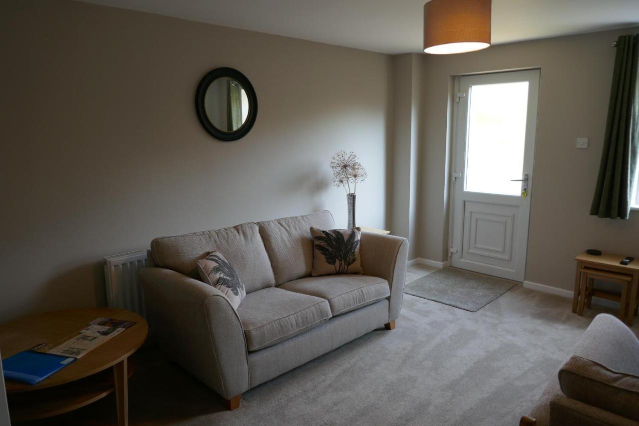 2 Bedroom House Walking Distance To City Centre With Free Parking York Extérieur photo